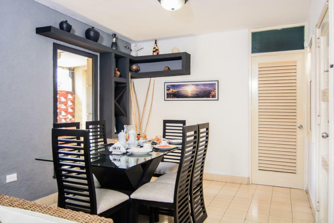 Apartment Doris Y Ruben Vedado Havana City ภายนอก รูปภาพ